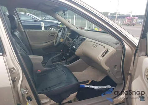 2001 Honda Accord 2.3 Lx from USA, damaged, VIN 1HGCG66531A017371